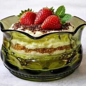 Set Of Six Anchor Hocking Milano Style Avocado Snack Dessert Bowls Mid-century